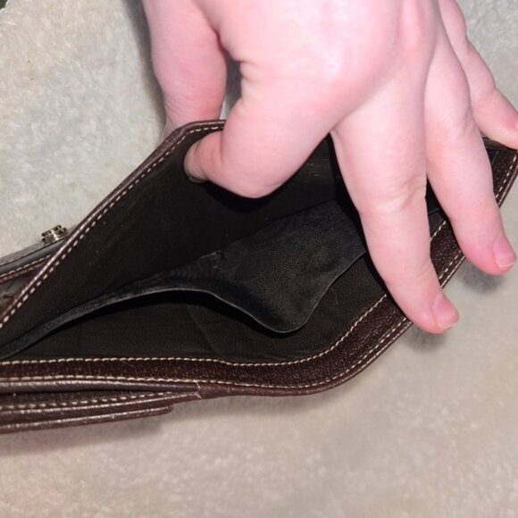 Gucci Beige and Brown GG Canvas Wallet - Picture 6 of 7